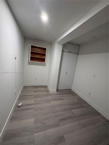 2353 SW 11th Ter 3, Miami, FL 33135