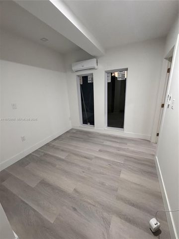 2353 SW 11th Ter 3, Miami, FL 33135