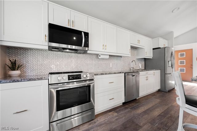 2540 Brantwood Drive, Westlake, OH 44145