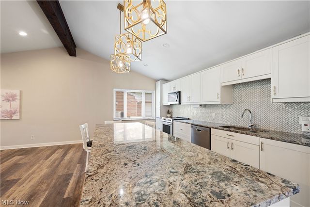 2540 Brantwood Drive, Westlake, OH 44145