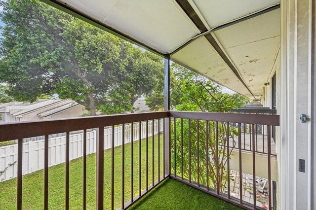 6001 Shakerwood Circle 203, Tamarac, FL 33319