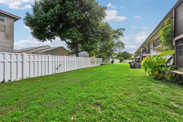 6001 Shakerwood Circle 203, Tamarac, FL 33319