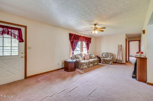 406 Fritz Street, Damascus, VA 24236