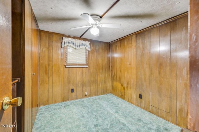 406 Fritz Street, Damascus, VA 24236