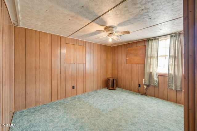 406 Fritz Street, Damascus, VA 24236