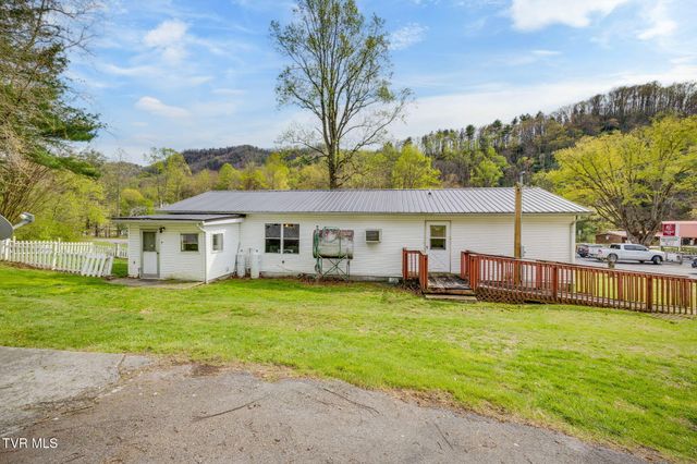 406 Fritz Street, Damascus, VA 24236