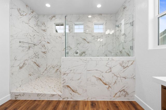 363 Peters Lane S, Madera, CA 93636