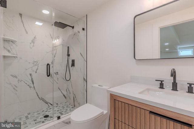 307 OAKDALE AVENUE, Villas, NJ 08251