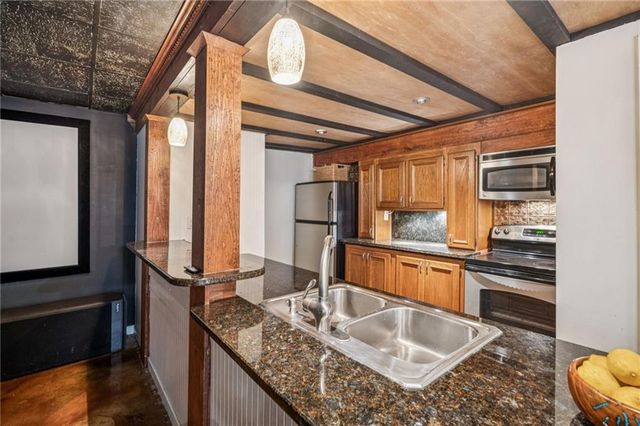 2105 Kemp Drive, Cumming, GA 30041