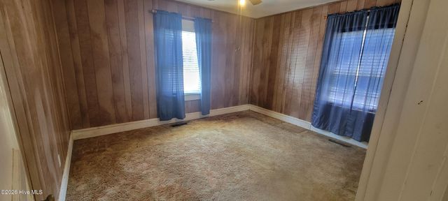 329 E 11th Street, Washington, NC 27889