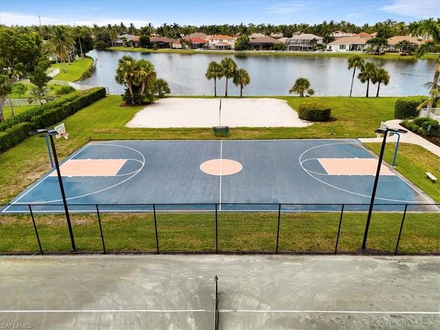 7685 Bay Lake DR, Fort Myers, FL 33907