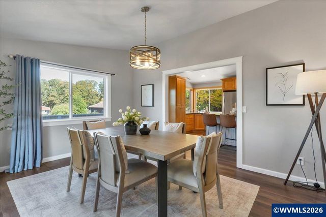 8471 Tyrone Ln SE, Salem, OR 97317