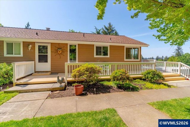 8471 Tyrone Ln SE, Salem, OR 97317