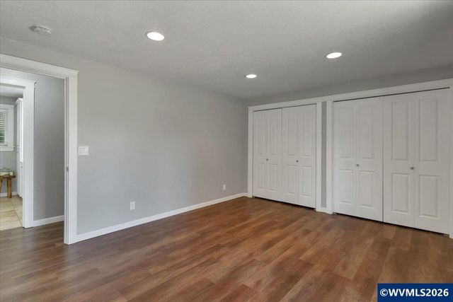 8471 Tyrone Ln SE, Salem, OR 97317
