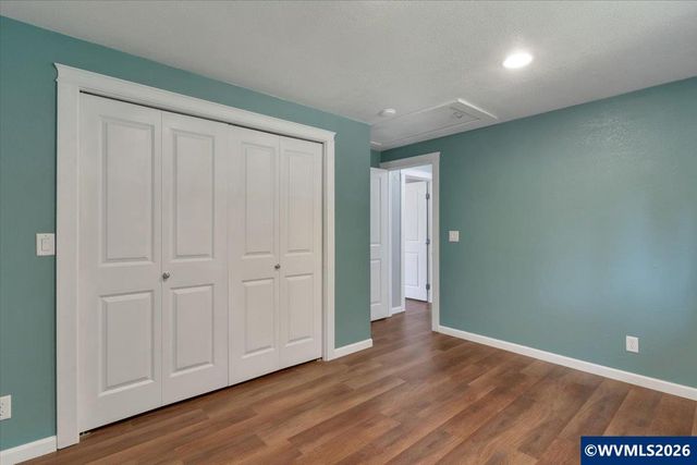 8471 Tyrone Ln SE, Salem, OR 97317