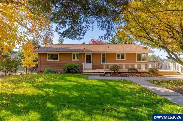 8471 Tyrone Ln SE, Salem, OR 97317