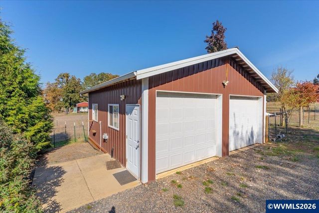 8471 Tyrone Ln SE, Salem, OR 97317