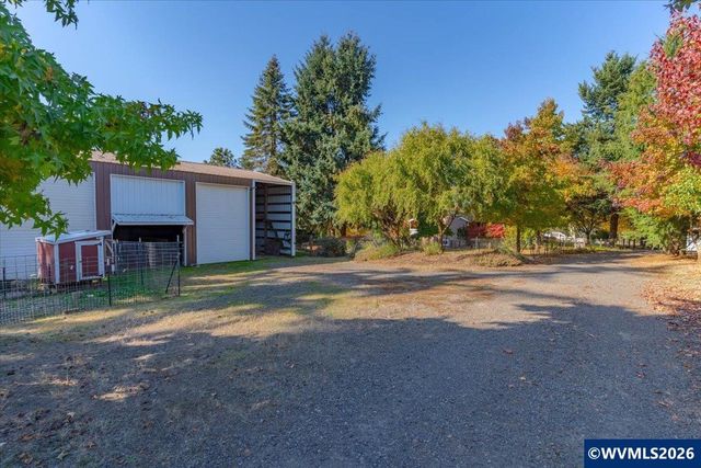 8471 Tyrone Ln SE, Salem, OR 97317