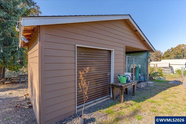 8471 Tyrone Ln SE, Salem, OR 97317