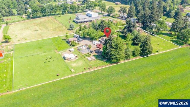 8471 Tyrone Ln SE, Salem, OR 97317