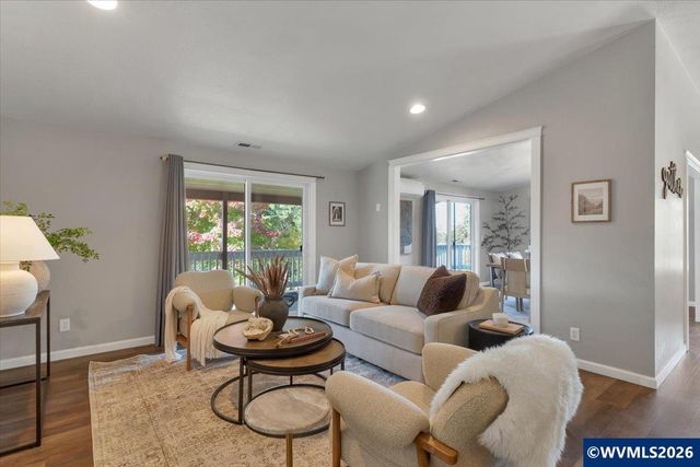 8471 Tyrone Ln SE, Salem, OR 97317