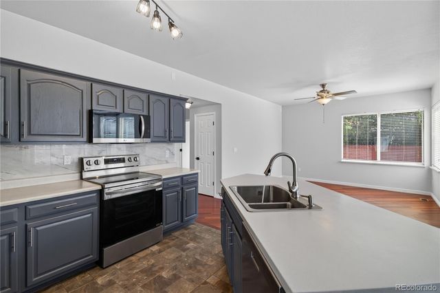 2024 Sandhurst Drive, Castle Rock, CO 80104