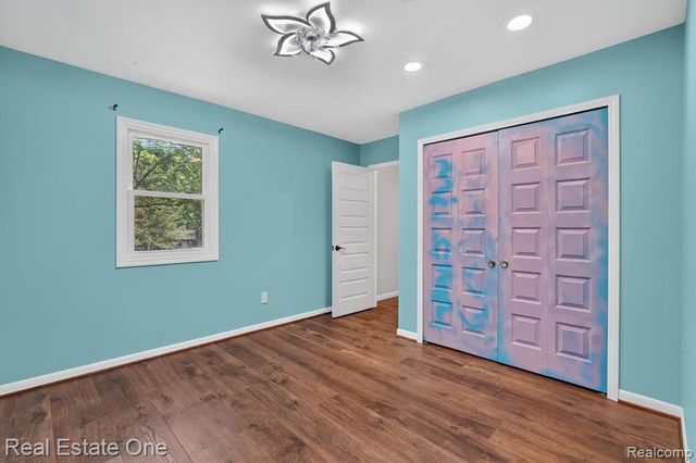 904 N Park Street, Highland, MI 48356