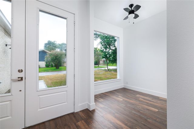 1049 Broadmoor Drive, Huntsville, TX 77340