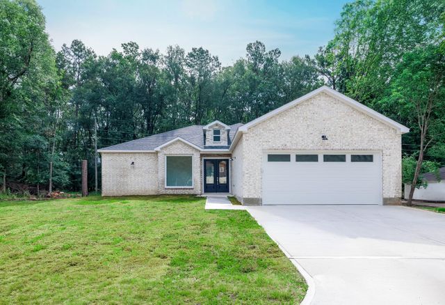 1049 Broadmoor Drive, Huntsville, TX 77340