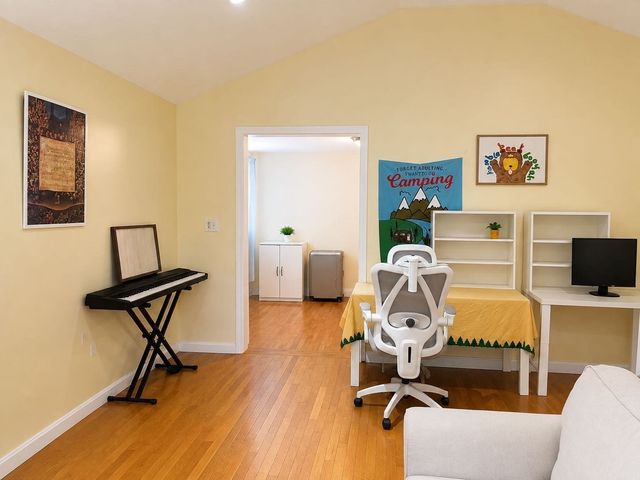 20 Plymouth Road, Braintree, MA 02184