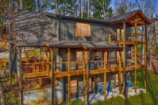 60 Cherokee Trl, Ellijay, GA 30540