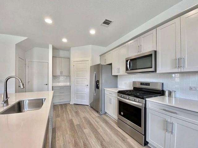 1825 Bonham LN, Round Rock, TX 78664