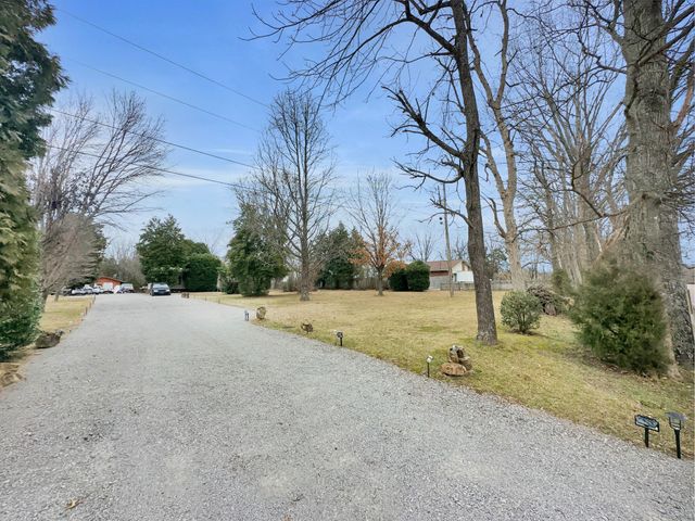 1430 Powell Grove Rd, Lebanon, TN 37090