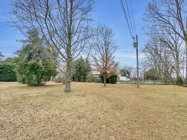 1430 Powell Grove Rd, Lebanon, TN 37090