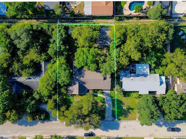 908 Garraty Rd, Terrell Hills, TX 78209