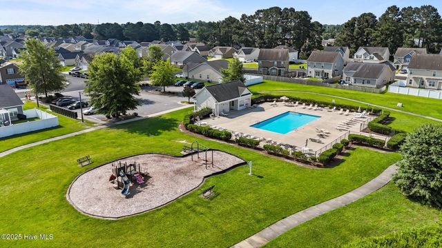 1031 Jade Lane, Winterville, NC 28590