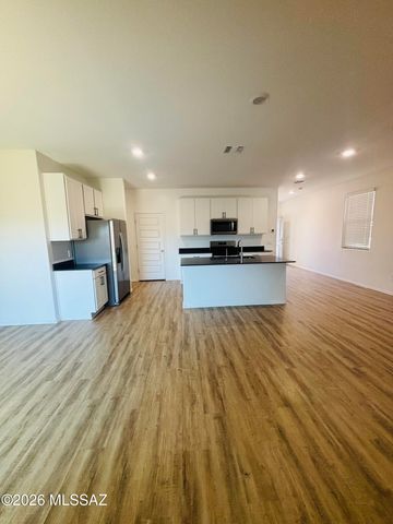 10442 W Guildford Lane, Marana, AZ 85653