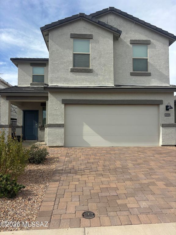 10442 W Guildford Lane, Marana, AZ 85653