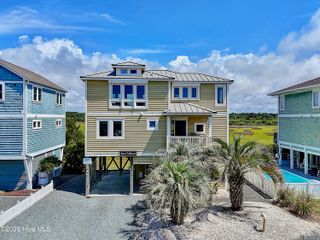 646 Ocean Boulevard W, Supply, NC 28462