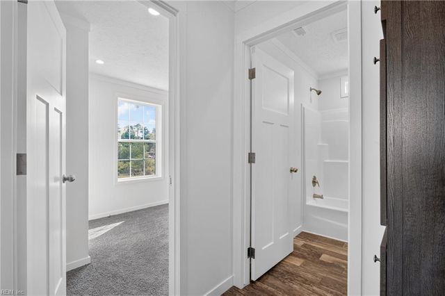 2394 Perrin Creek RD, Hayes, VA 23072