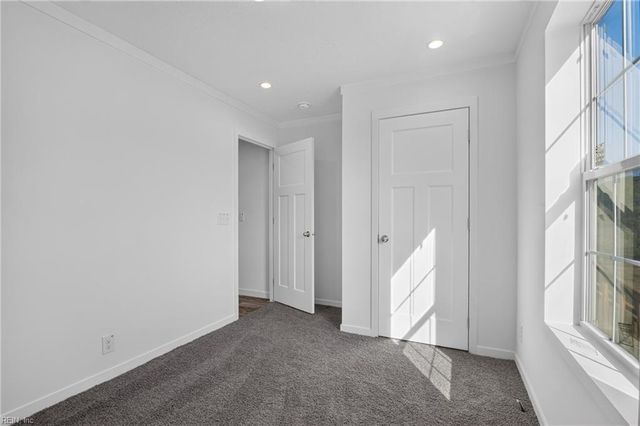 2394 Perrin Creek RD, Hayes, VA 23072