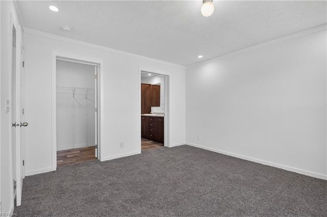 2394 Perrin Creek RD, Hayes, VA 23072