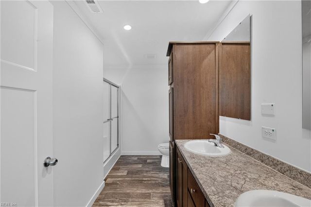 2394 Perrin Creek RD, Hayes, VA 23072