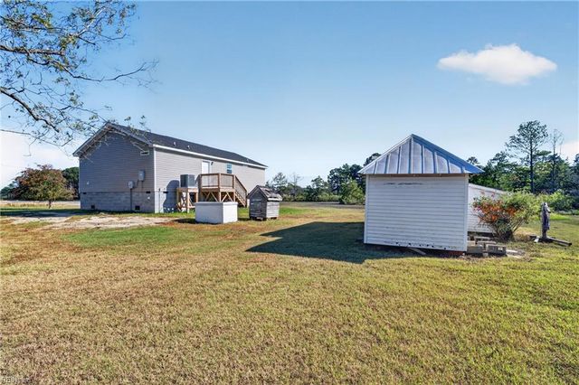 2394 Perrin Creek RD, Hayes, VA 23072