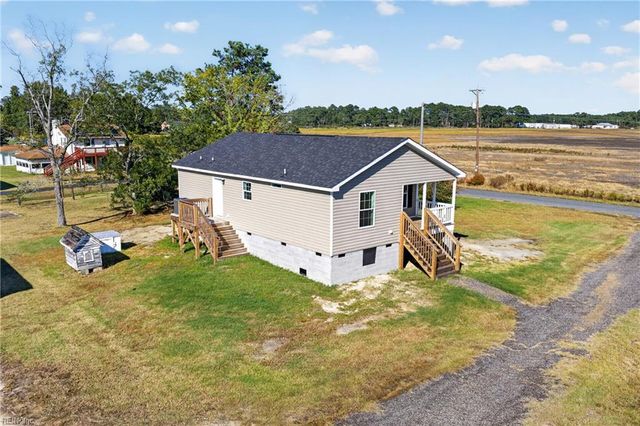 2394 Perrin Creek RD, Hayes, VA 23072