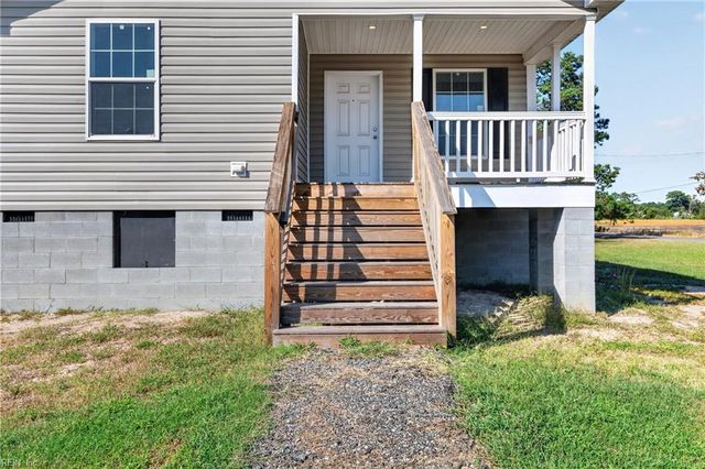 2394 Perrin Creek RD, Hayes, VA 23072