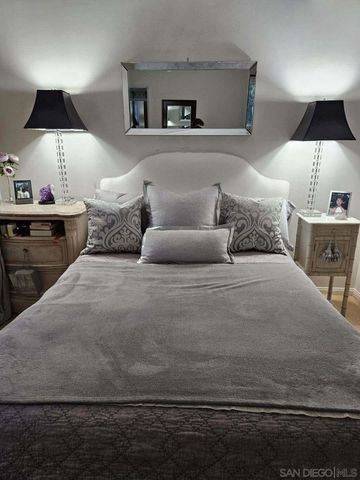 5727 Baja Dr, San Diego, CA 92115