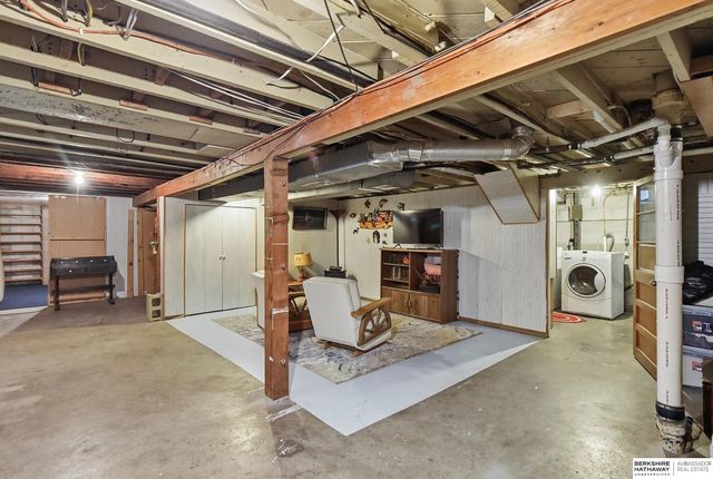 1625 Burr Street, Lincoln, NE 68502