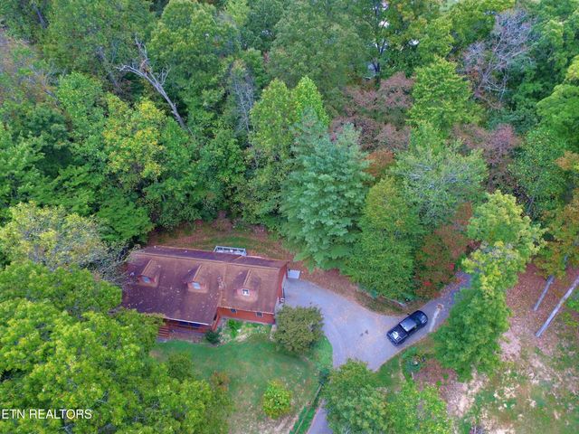 306 Mountain Rd, New Tazewell, TN 37825