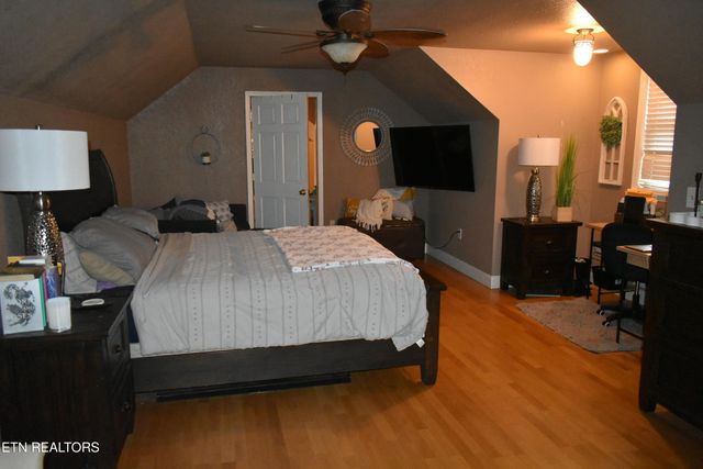 306 Mountain Rd, New Tazewell, TN 37825